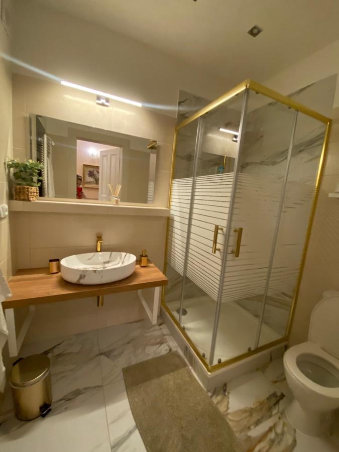 Stunning Charles Bridge Apartment * Prag