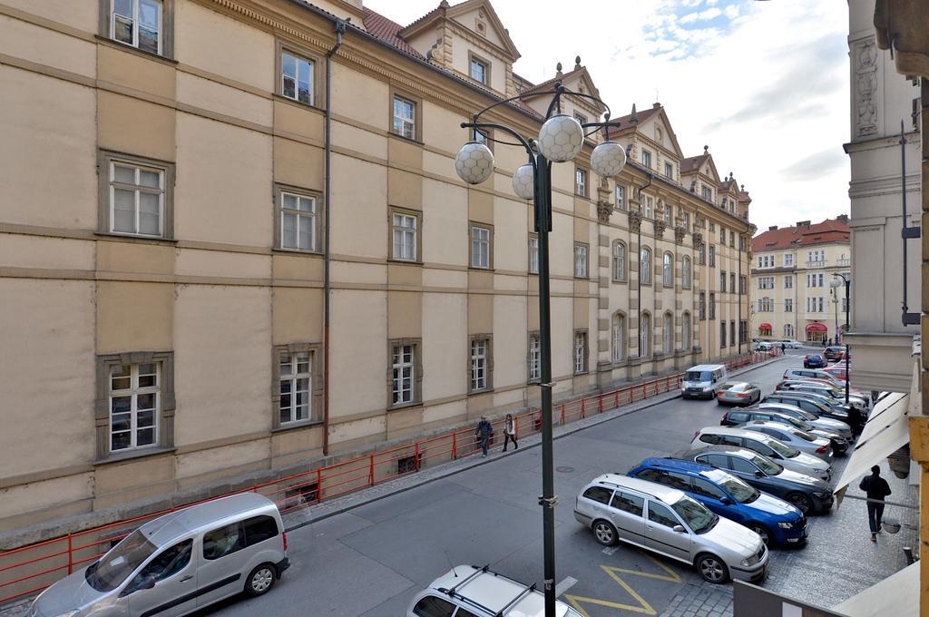 Stunning Charles Bridge Apartment * Prag